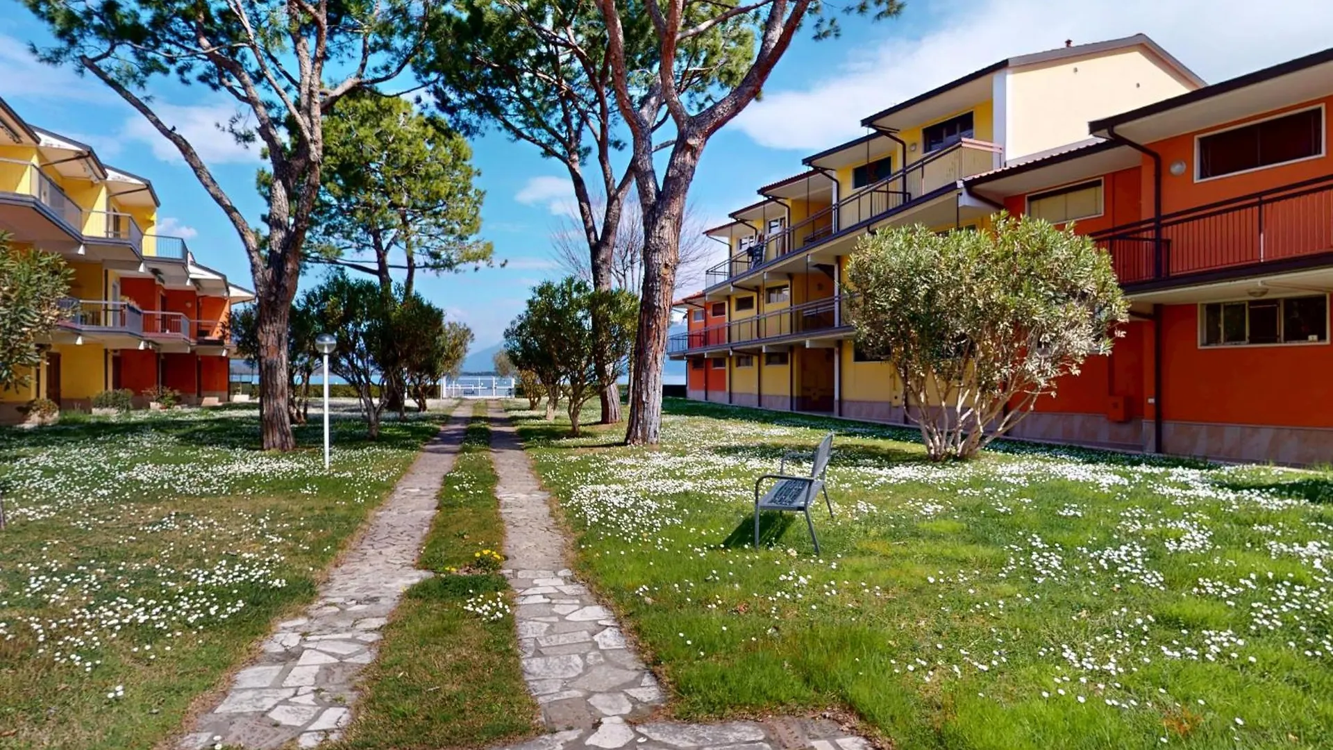 Appartamento Maria Elena By Bookinggardalake Manerba del Garda Italy