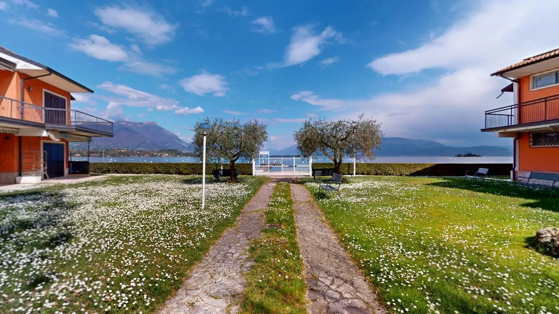 Appartamento Maria Elena By Bookinggardalake Manerba del Garda 0*,  Italy